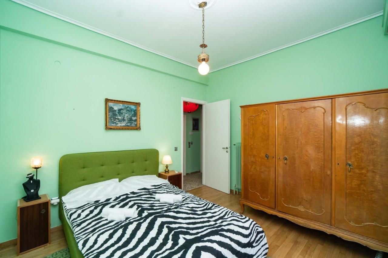 Acropolis View Vintage Style Apartment In Koukaki Athènes Extérieur photo